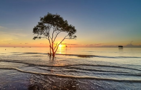 tan thanh beach