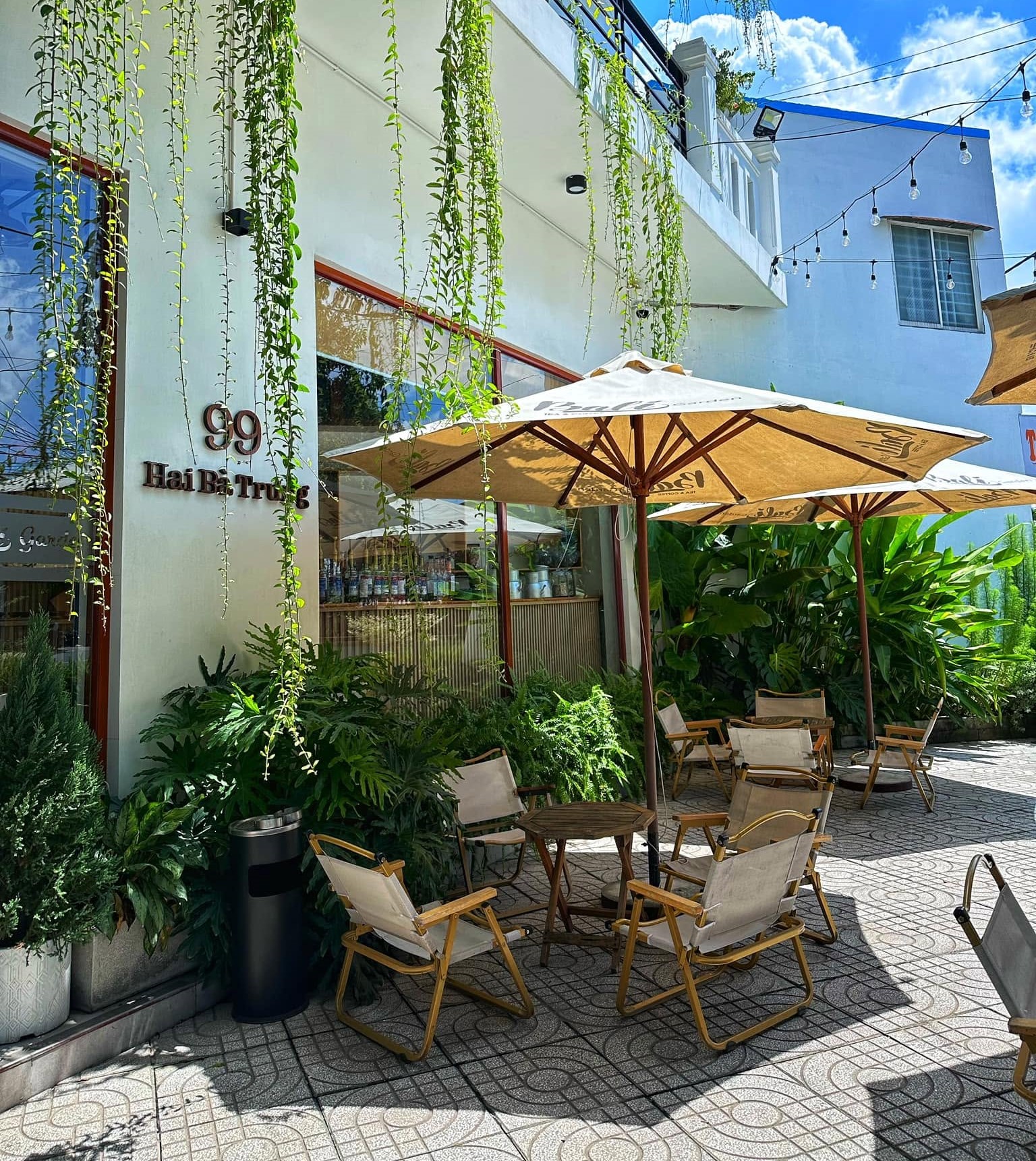 Bali Garden phong cách nhiệt đới