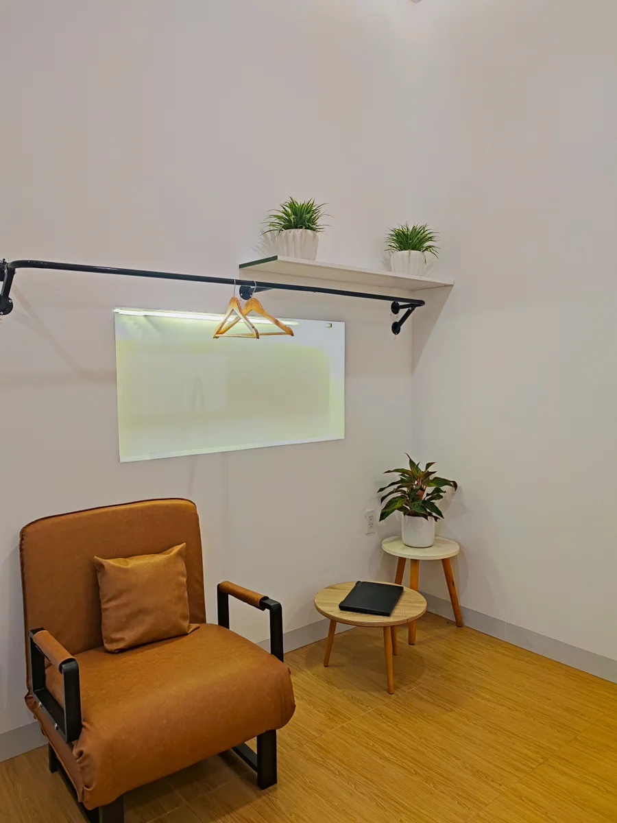 Courtyard Room