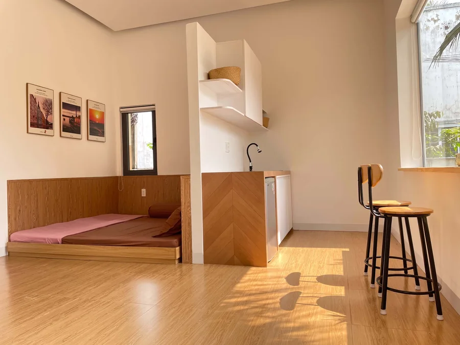 Courtyard Room