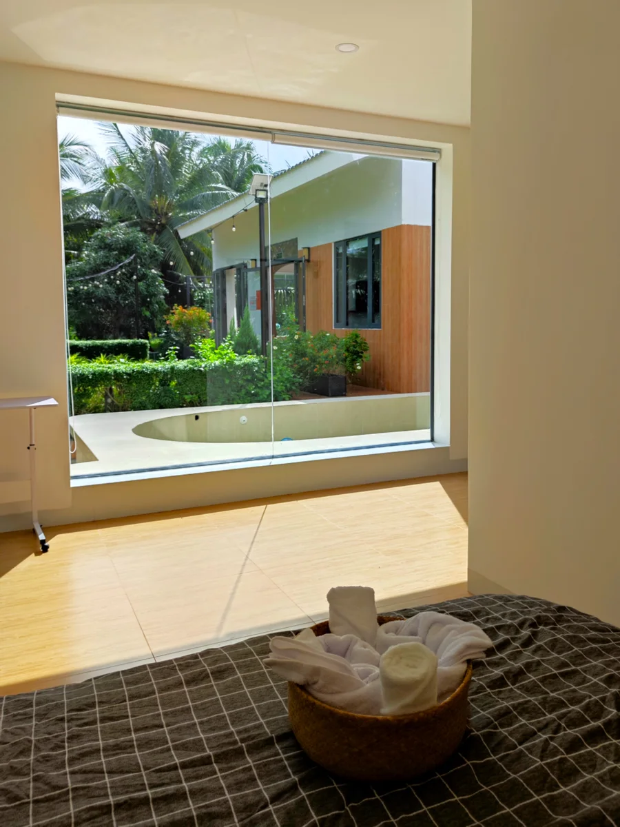 Oasis Room