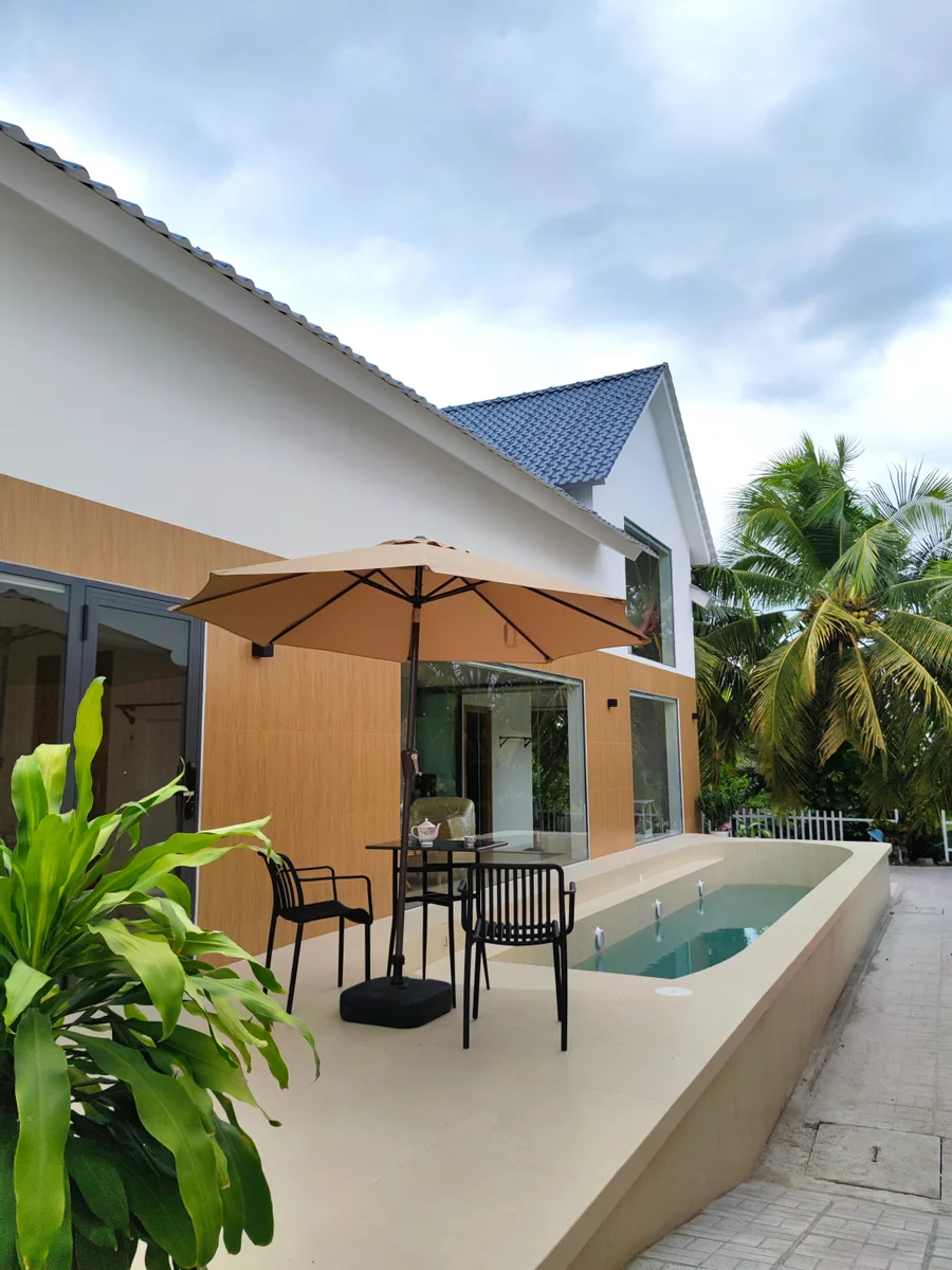 Sunset House